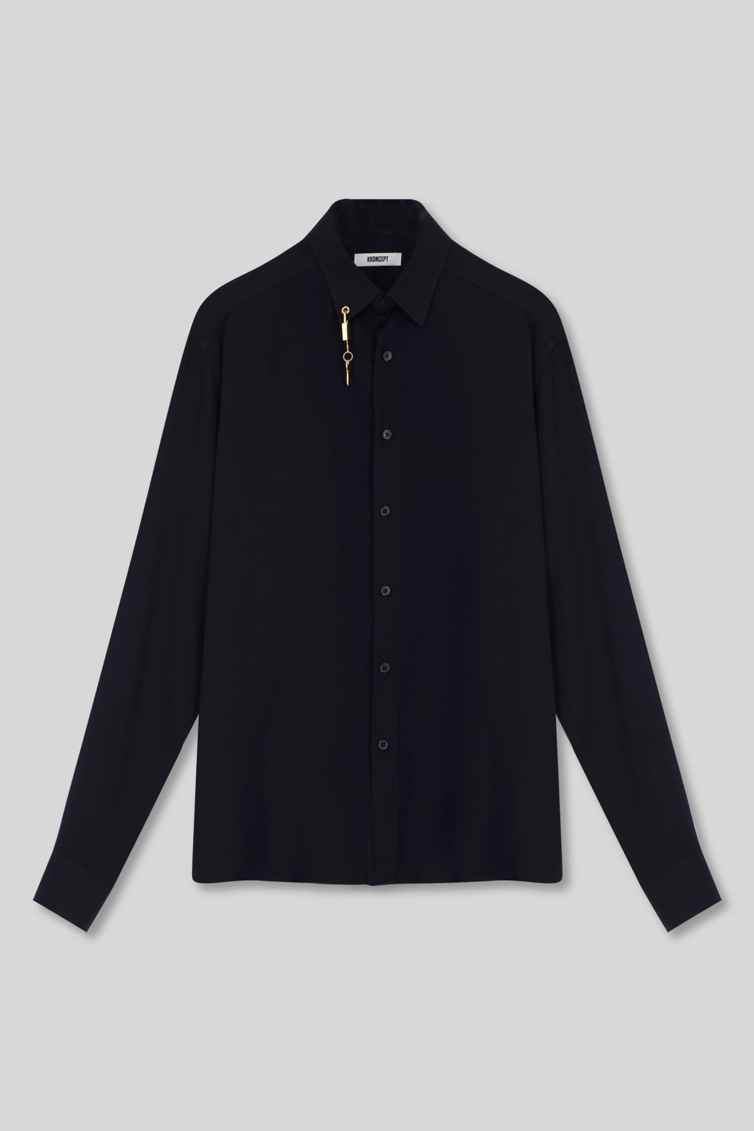 Her Clé Noir Shirt

