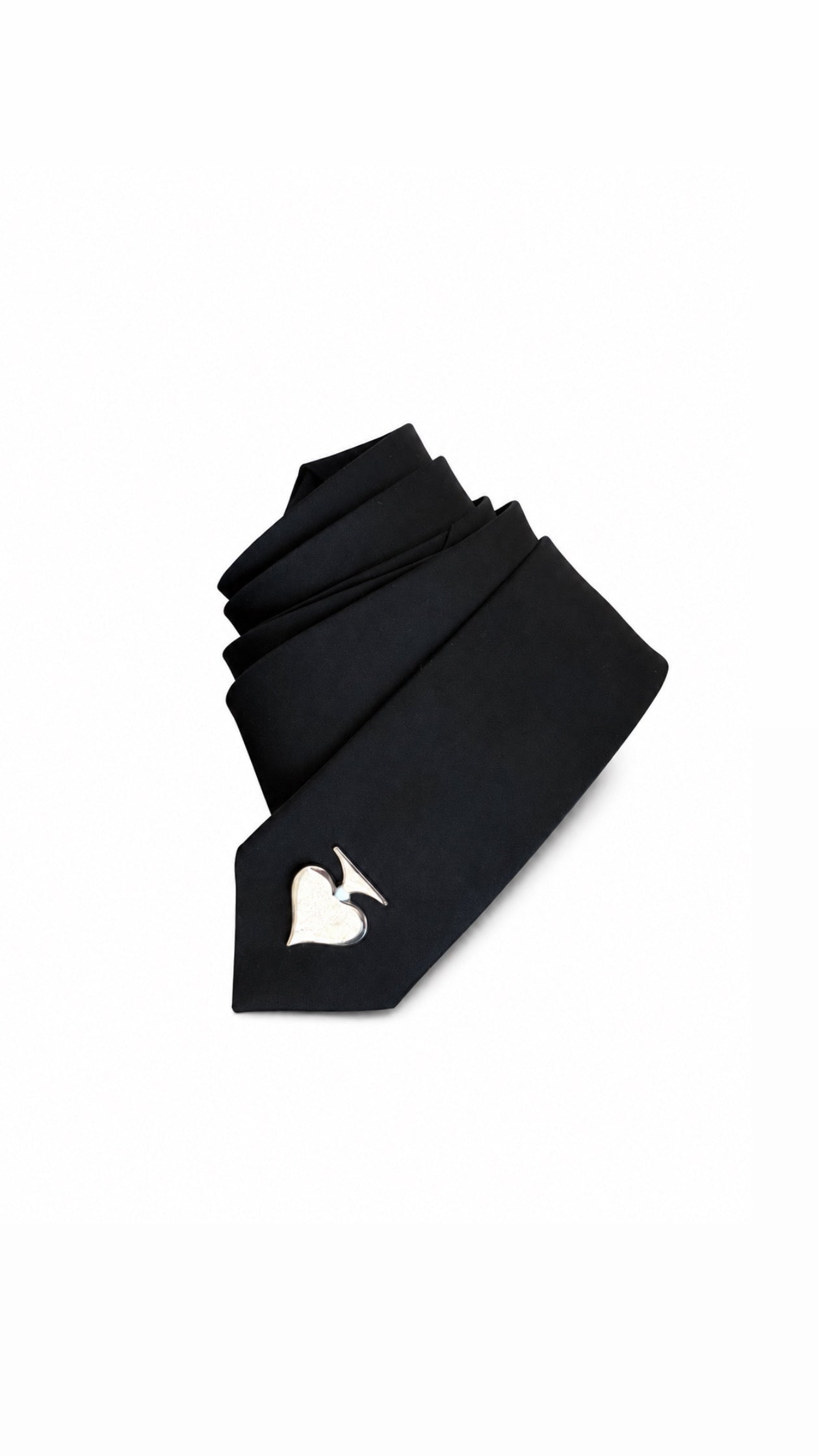 Le Croissant Tie
