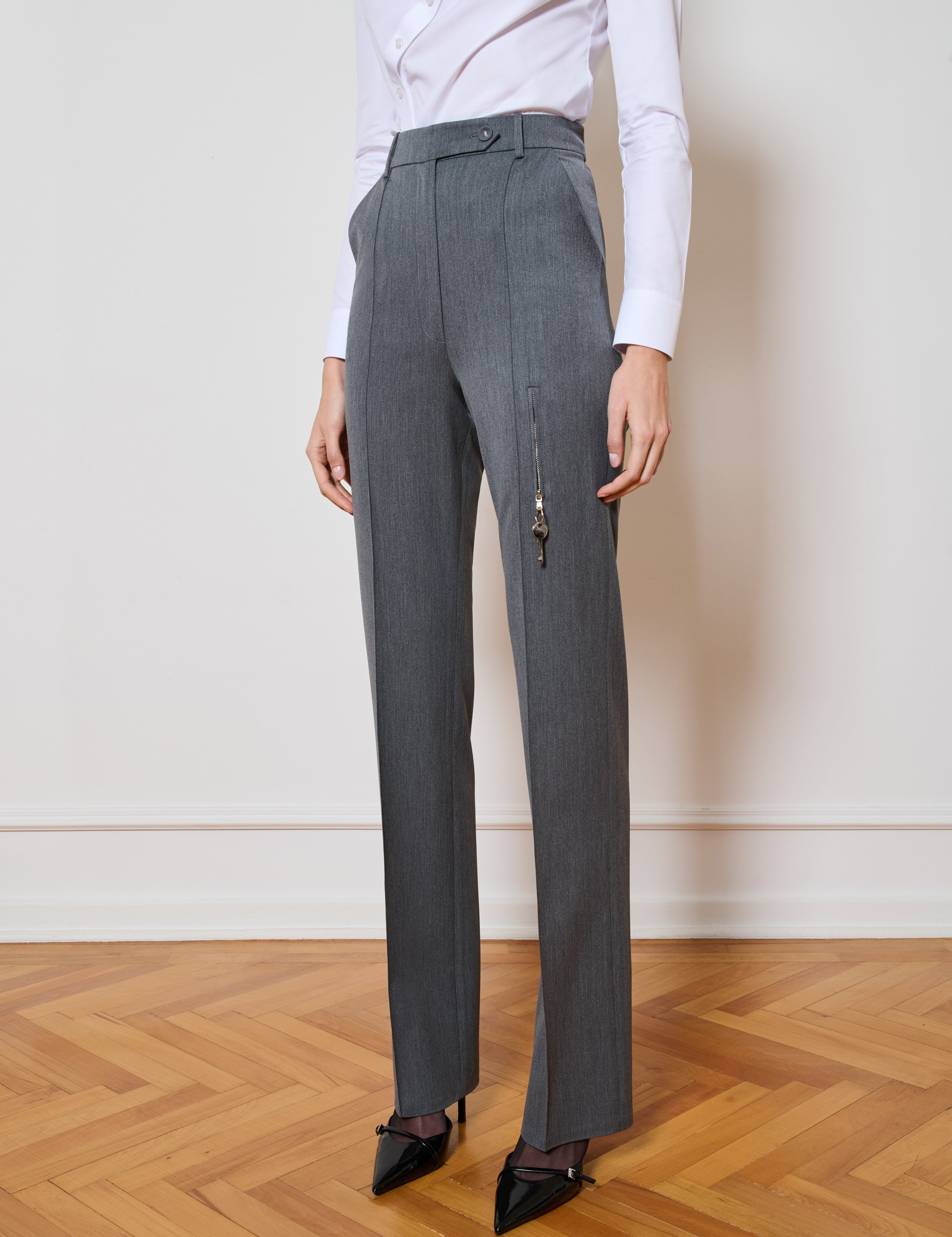 Her Grey Zipper Pants
