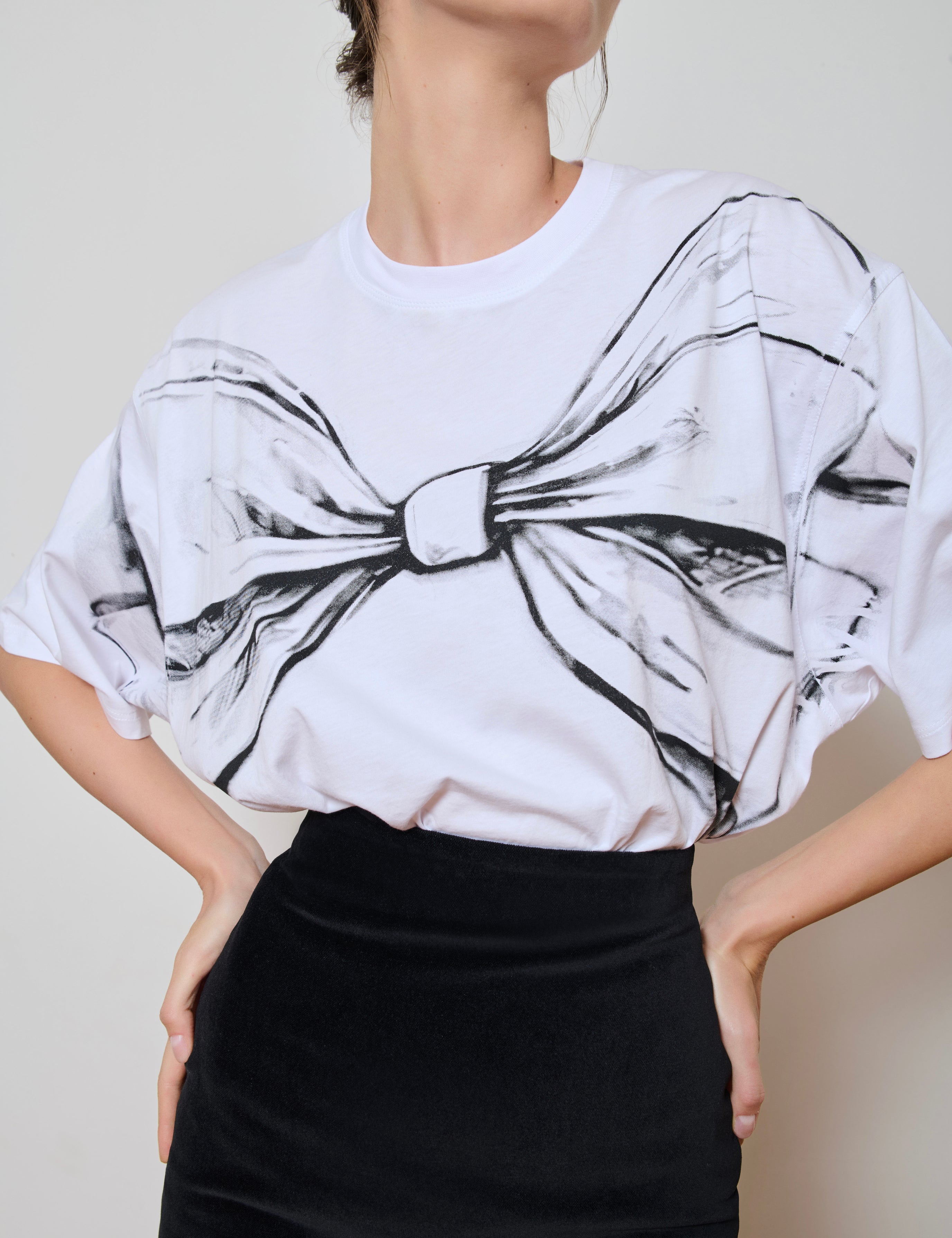 Bow Tshirt
