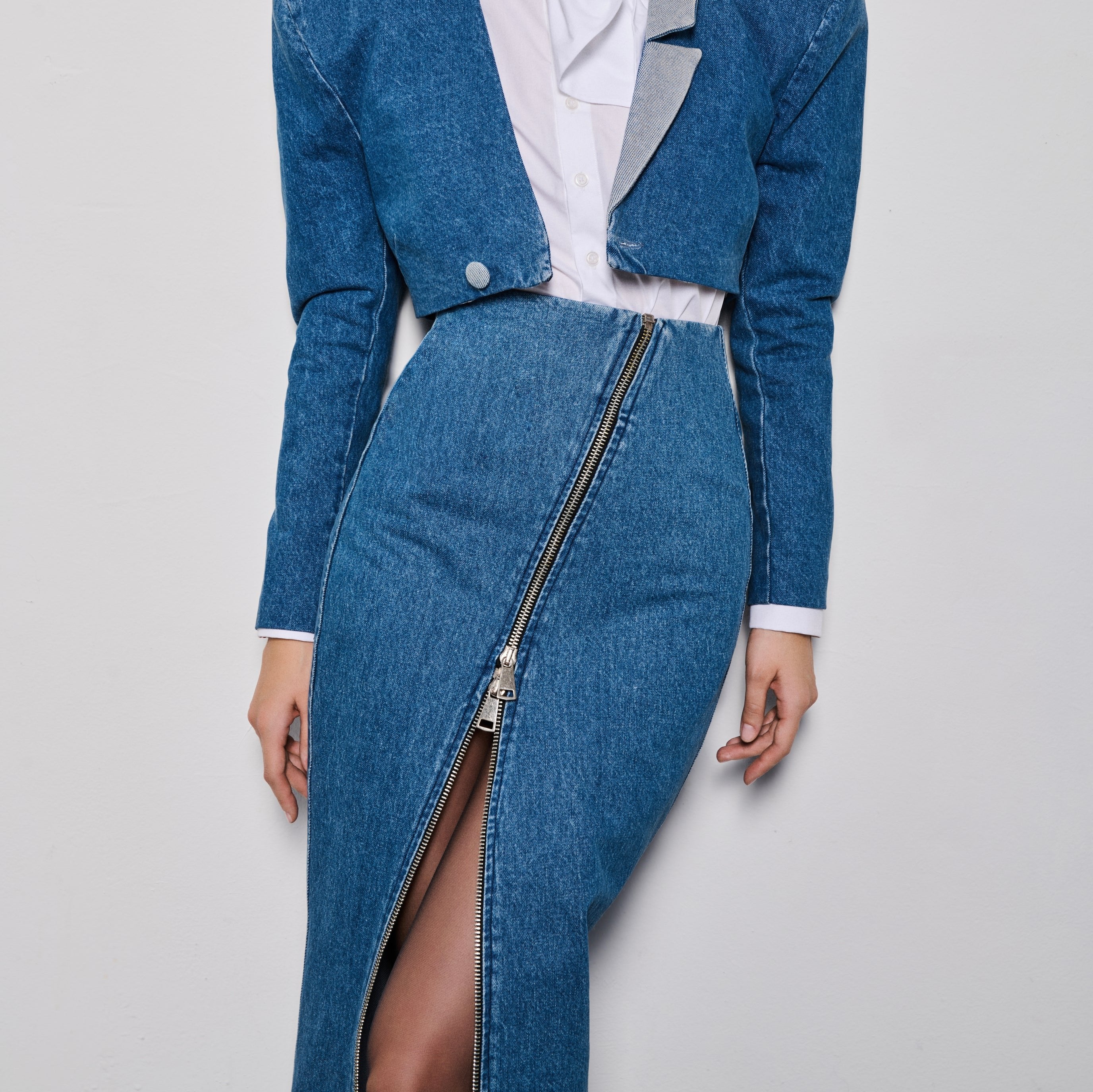 Off Side Zipper Skirt
