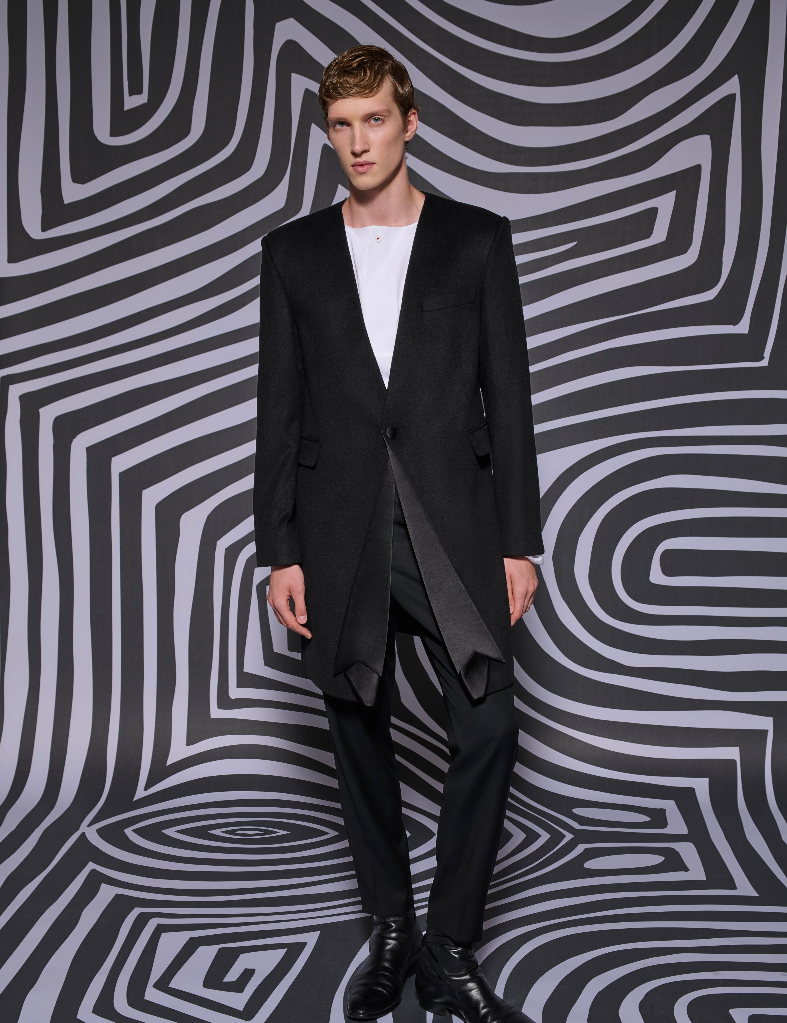 His Renversé Long Blazer
