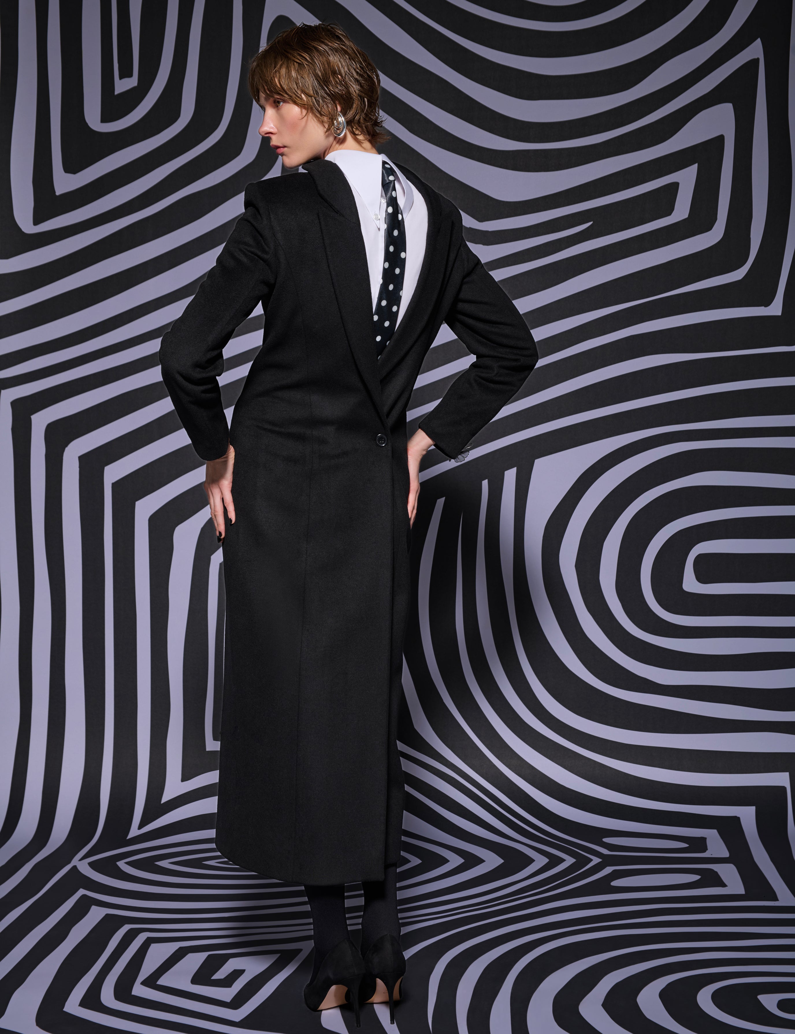 Her Opposé Long Coat
