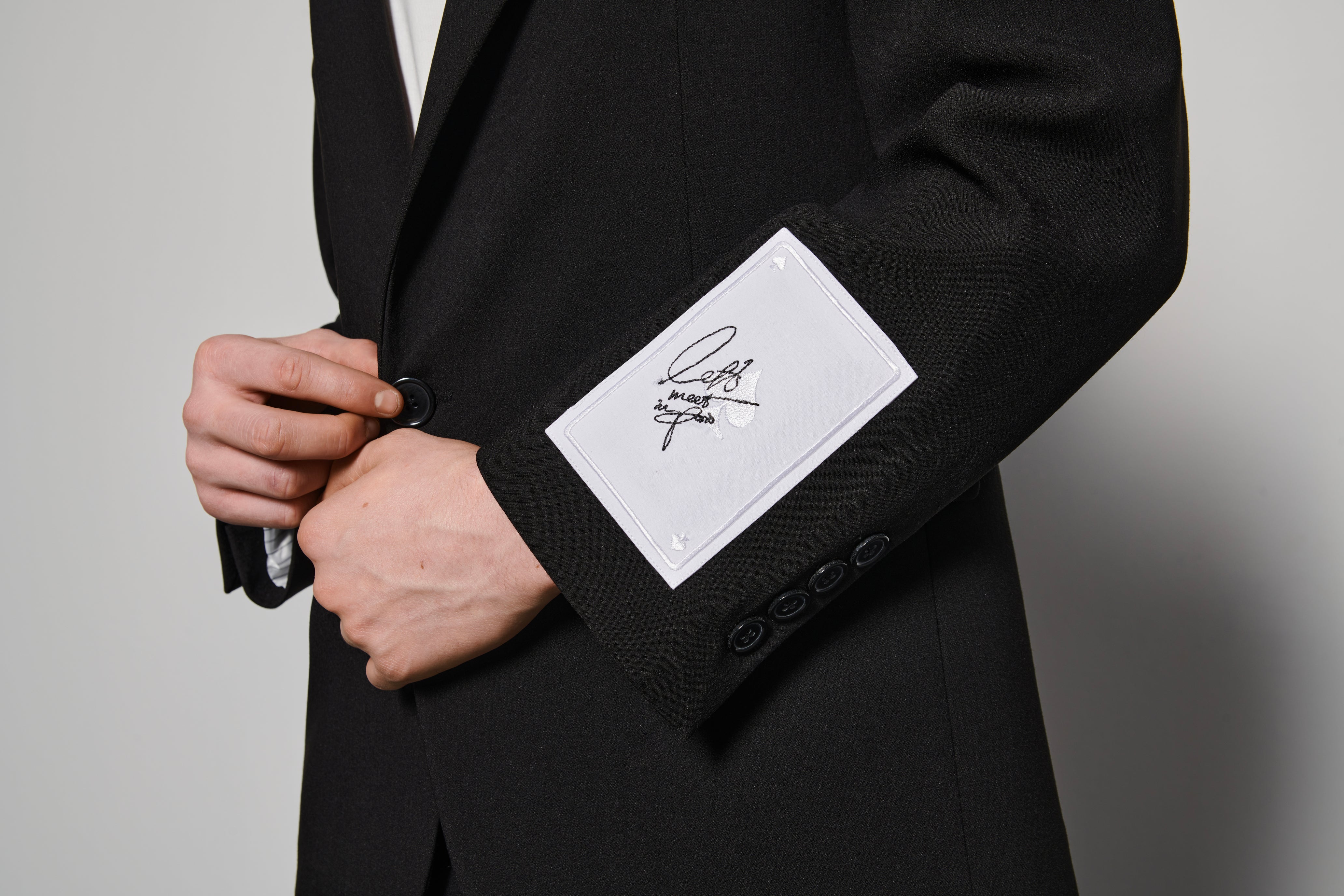 Parisian Blazer
