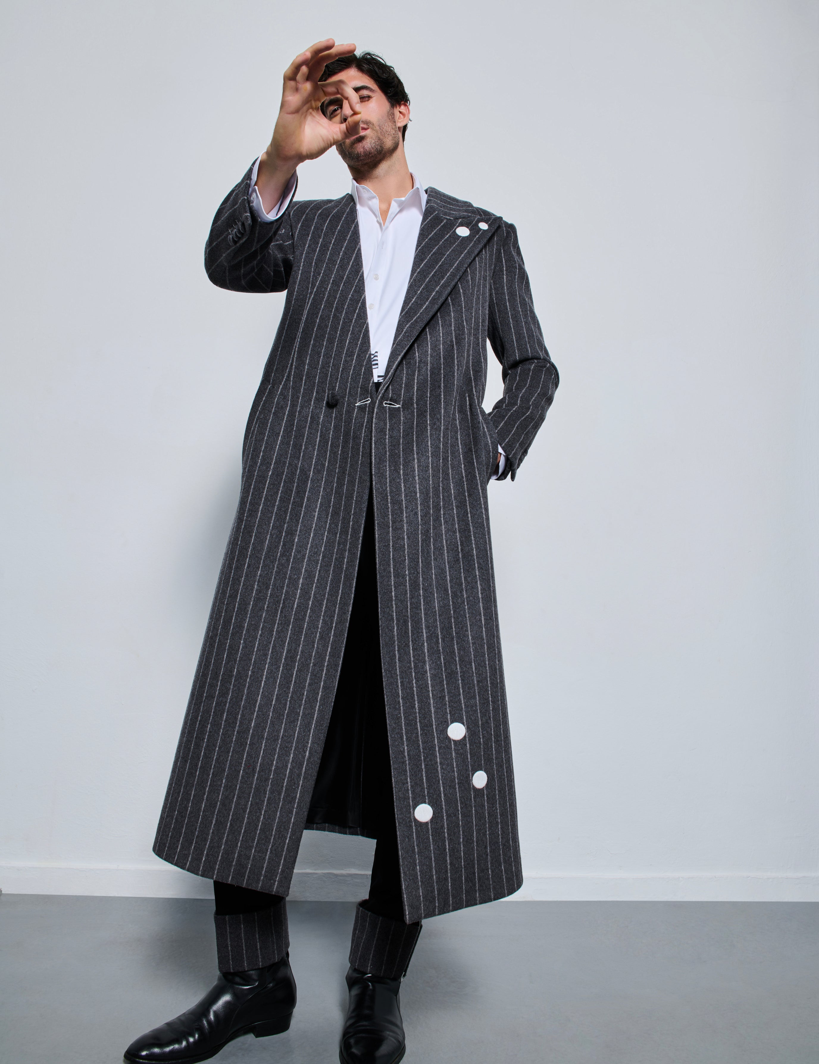 Le Spot Coat
