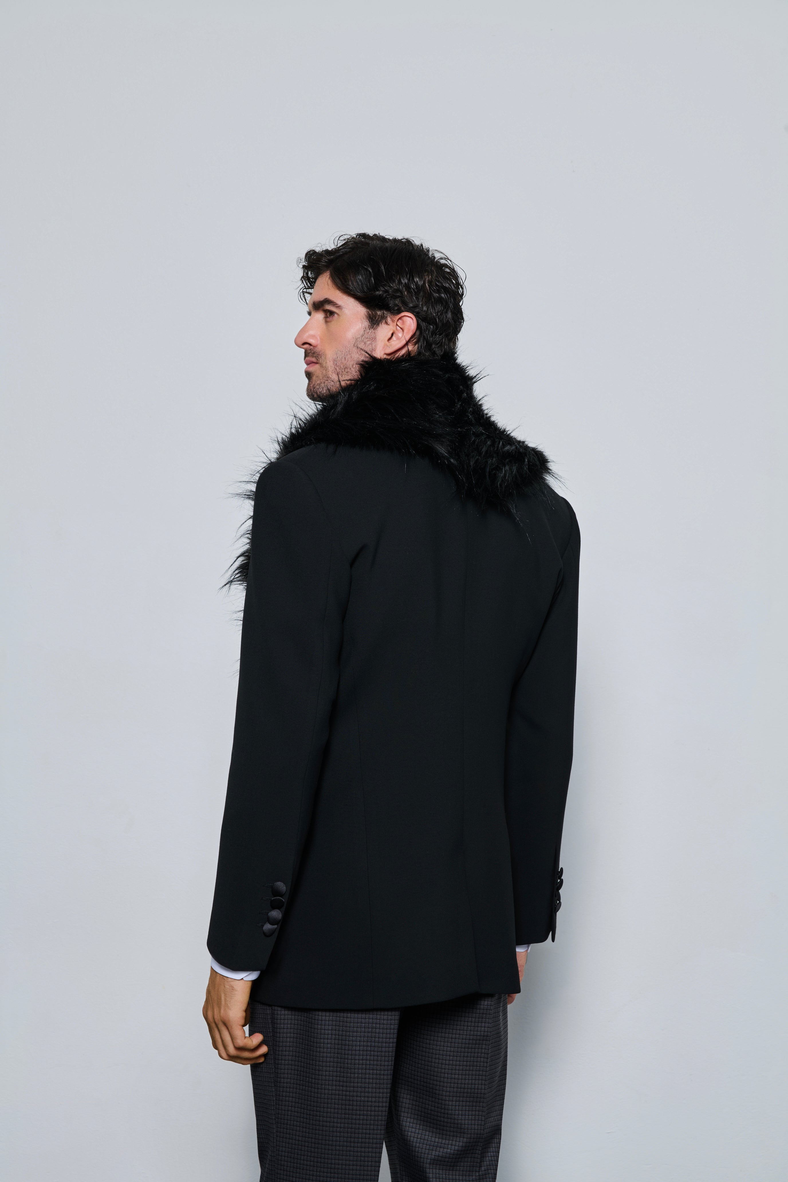 بليزر معك في أي وقت
