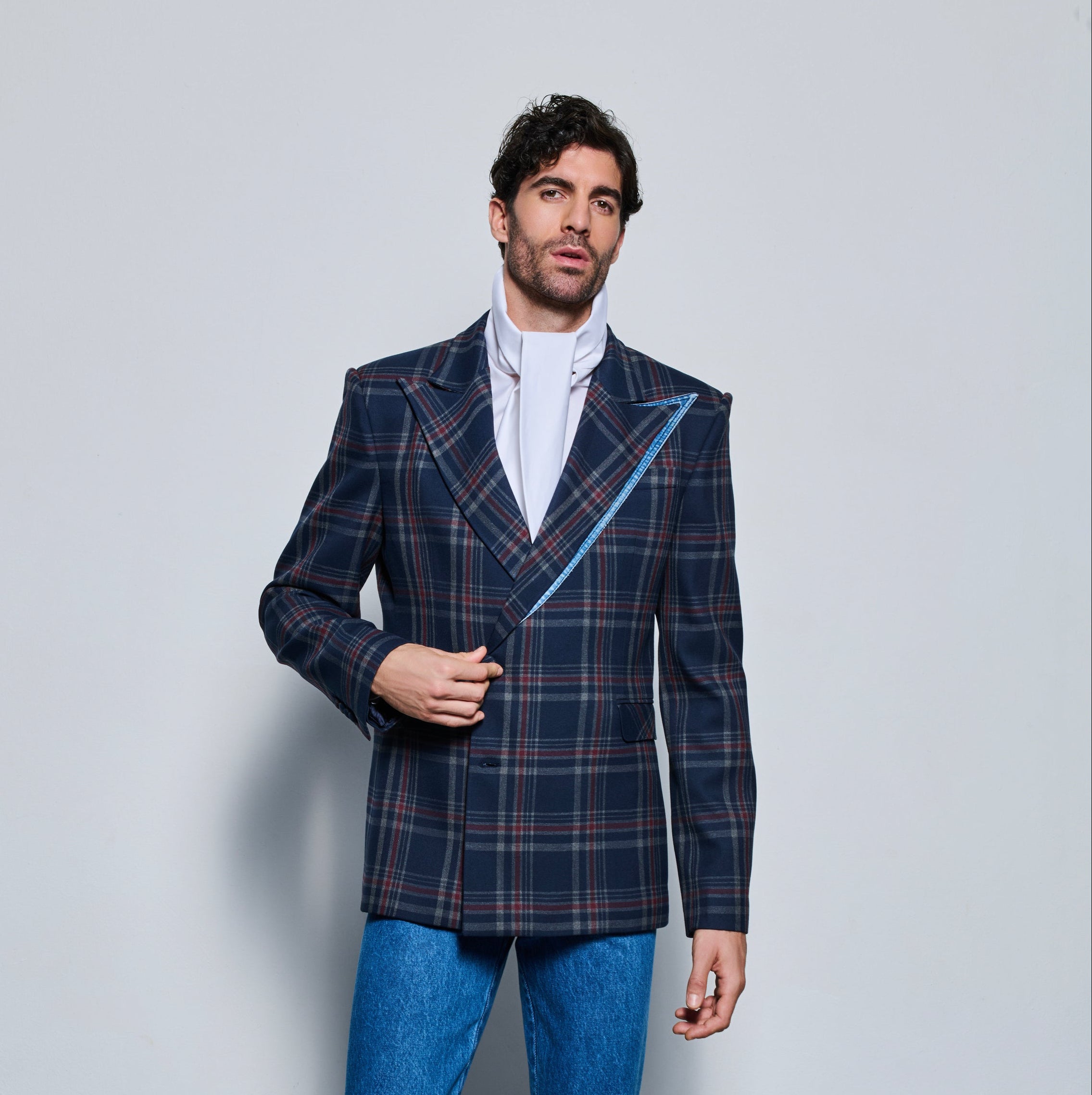 Le Tartan Blazer
