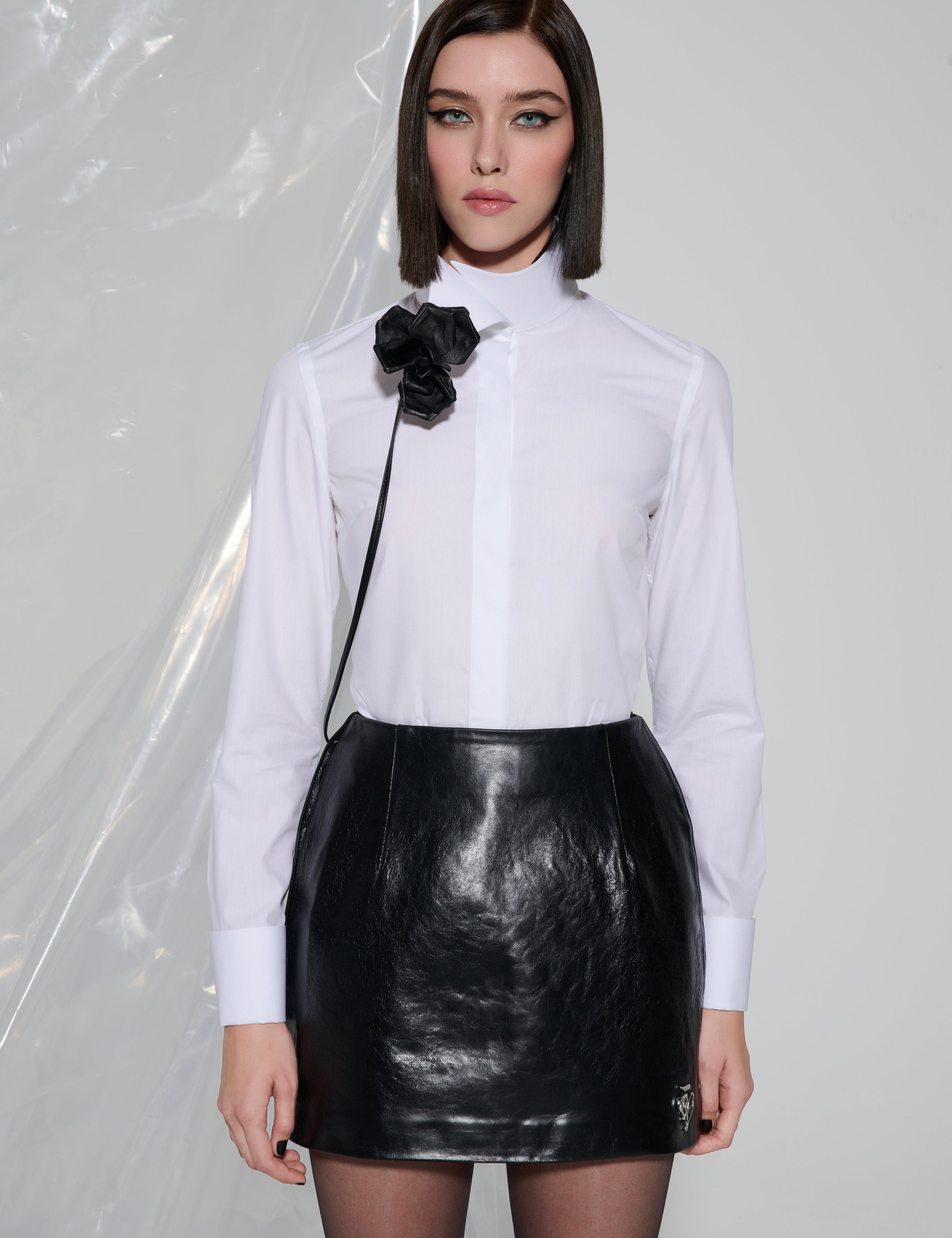 Her Fleur Inconnue Shirt
