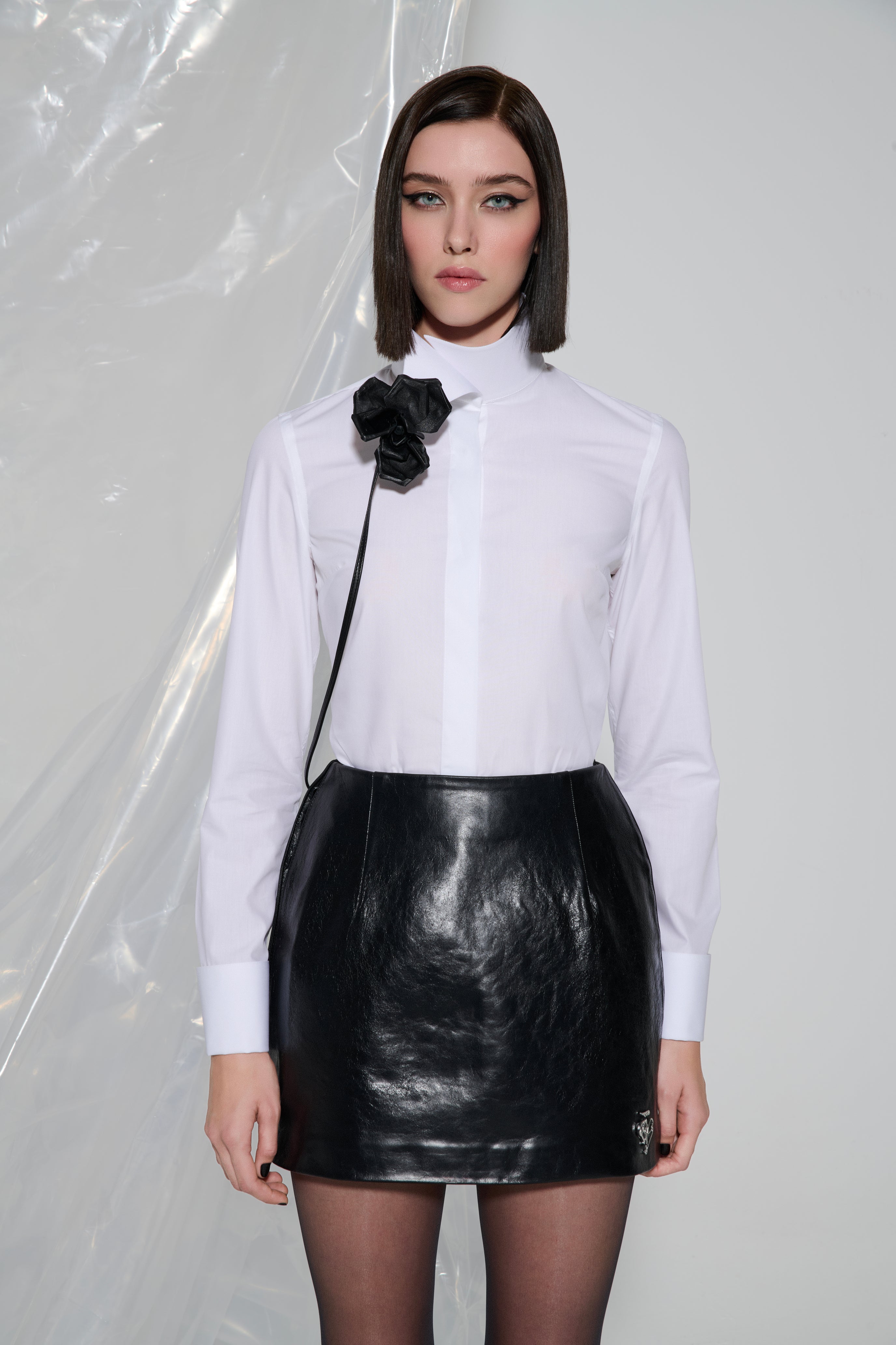 Her Fleur Inconnue Shirt
