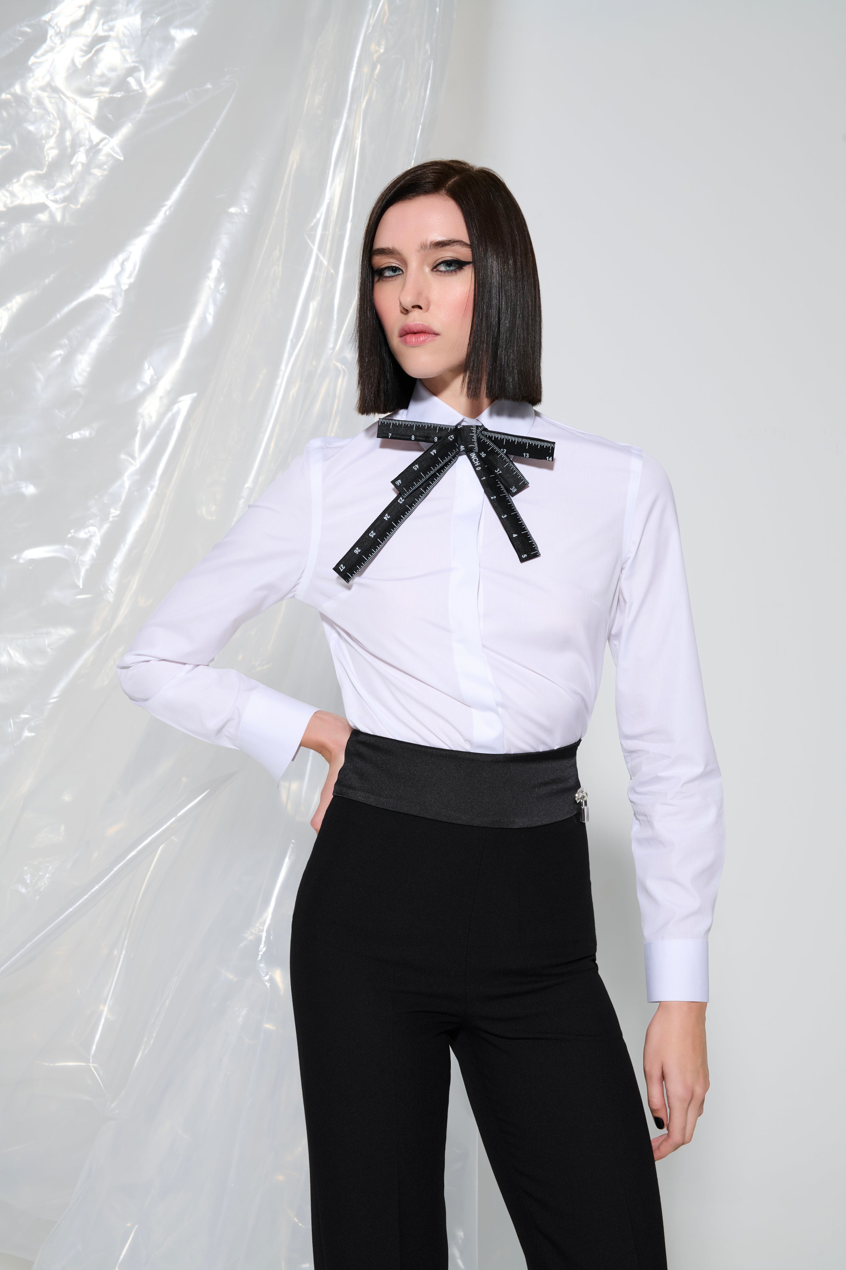 Dark Lock Pants
