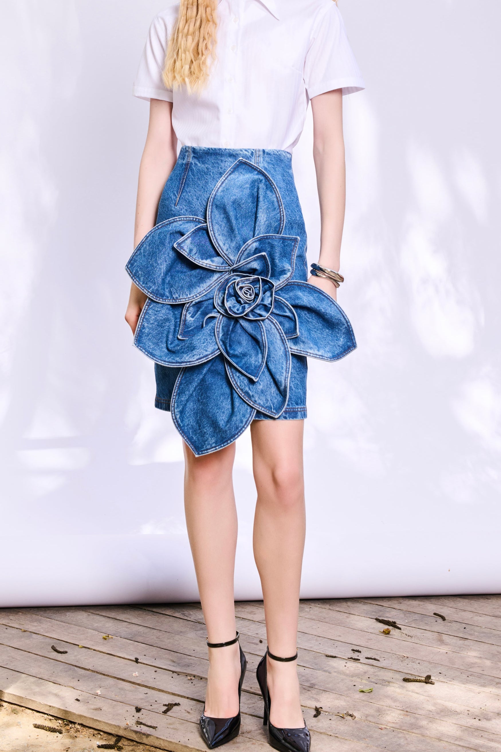 Le Jardin Du Temps Skirt
