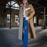 Le Trench Coat
