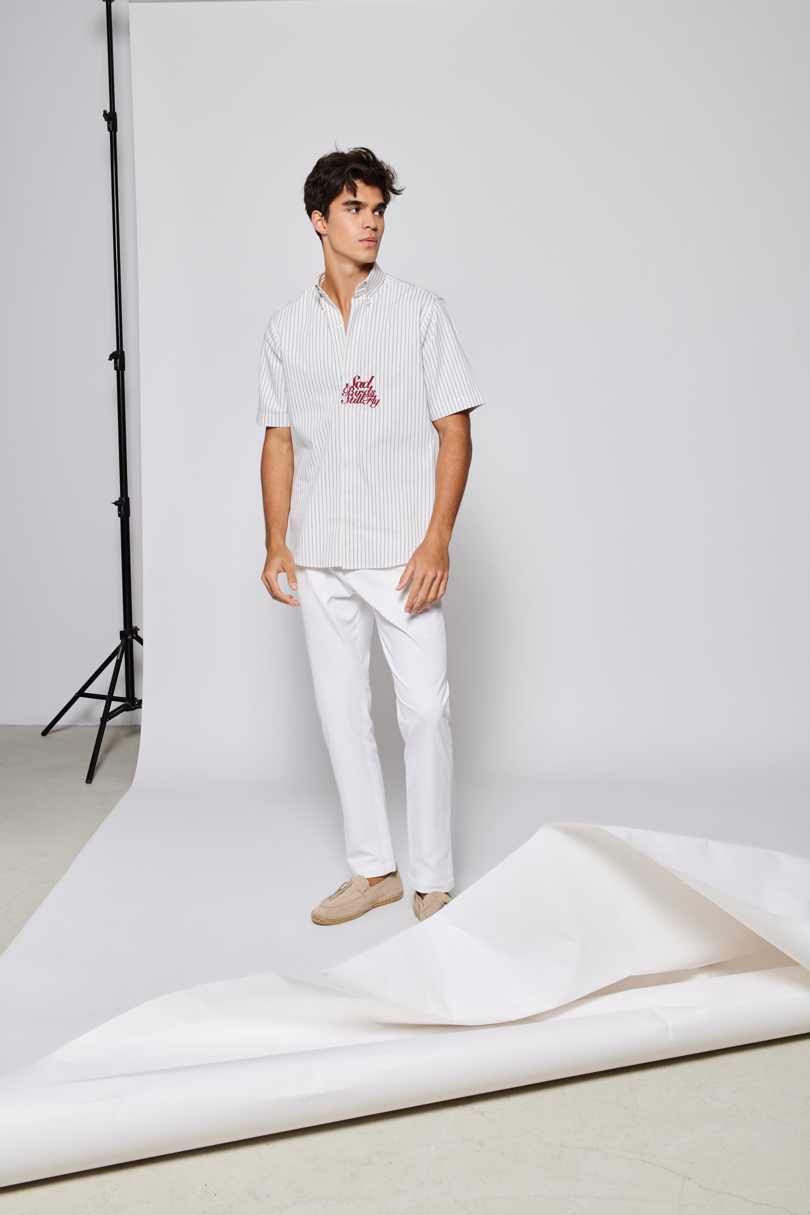 قميص Je Vole Toujours
